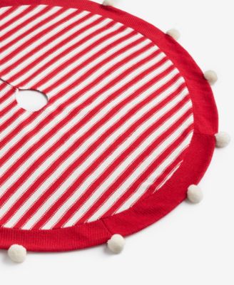 Heritage Red and White with Pompom Tree Skirt