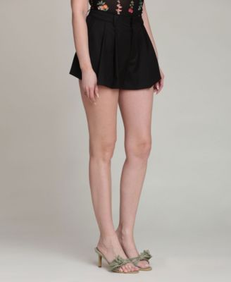 Women's High-Rise Pleated Shorts