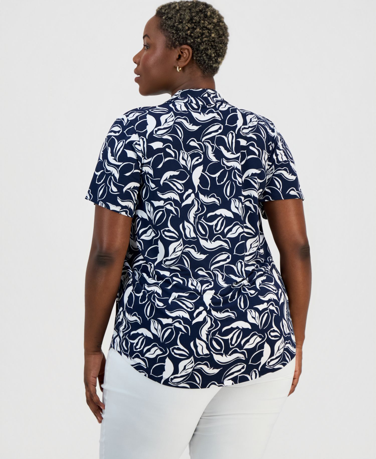 Petite Printed Short-Sleeve V-Neck Knit Top