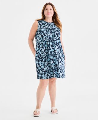 Plus Size Pintucked Sleeveless Henley Dress