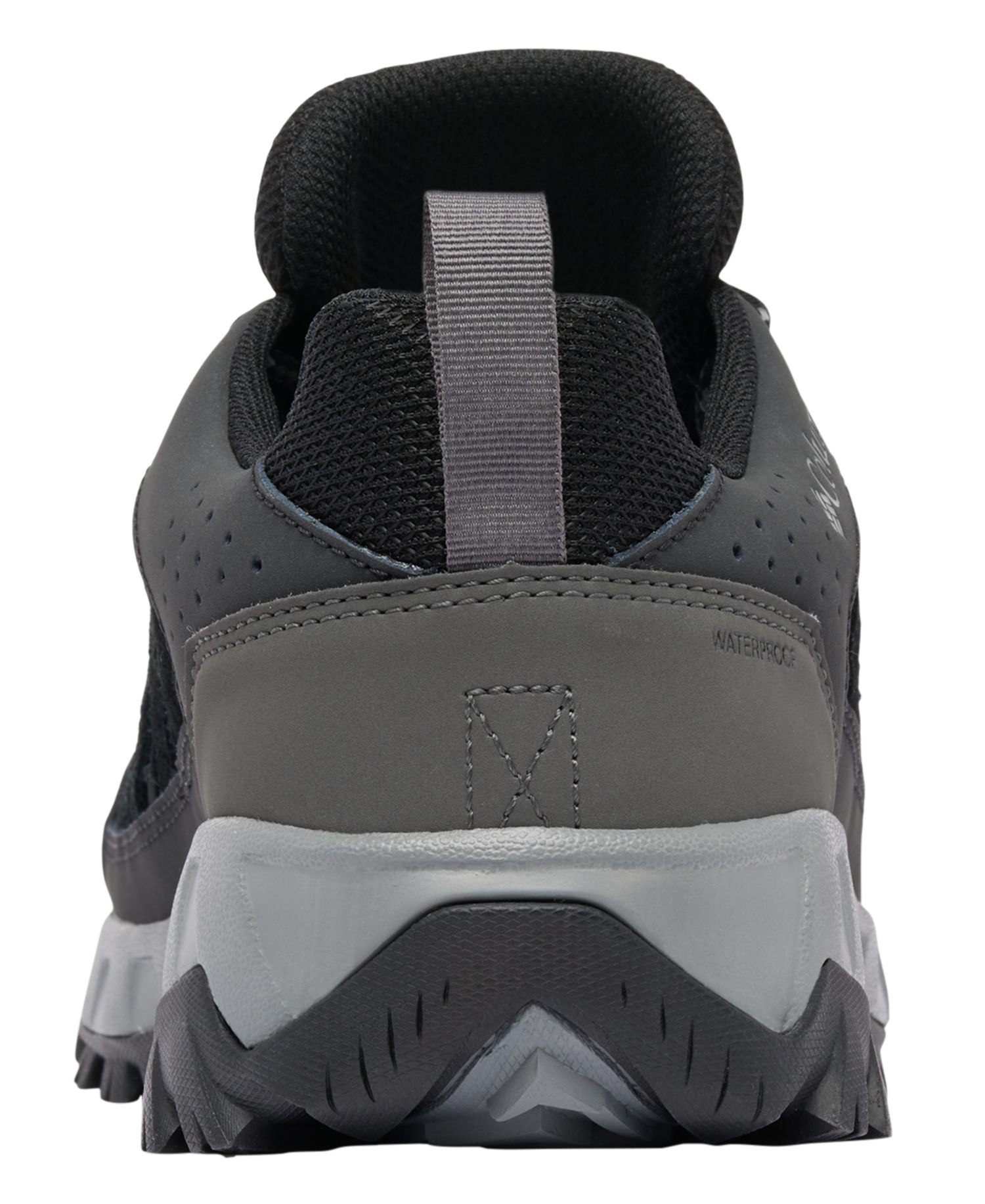 Men's Strata Trail Low Lace-Up Shoes