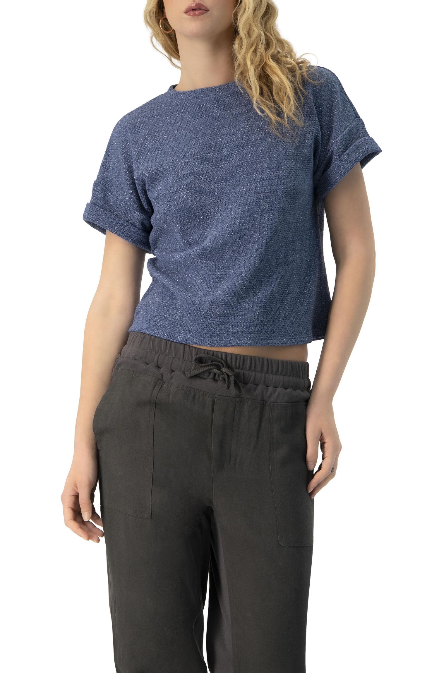 Women' Straight Knit Blouse with Crew Neck