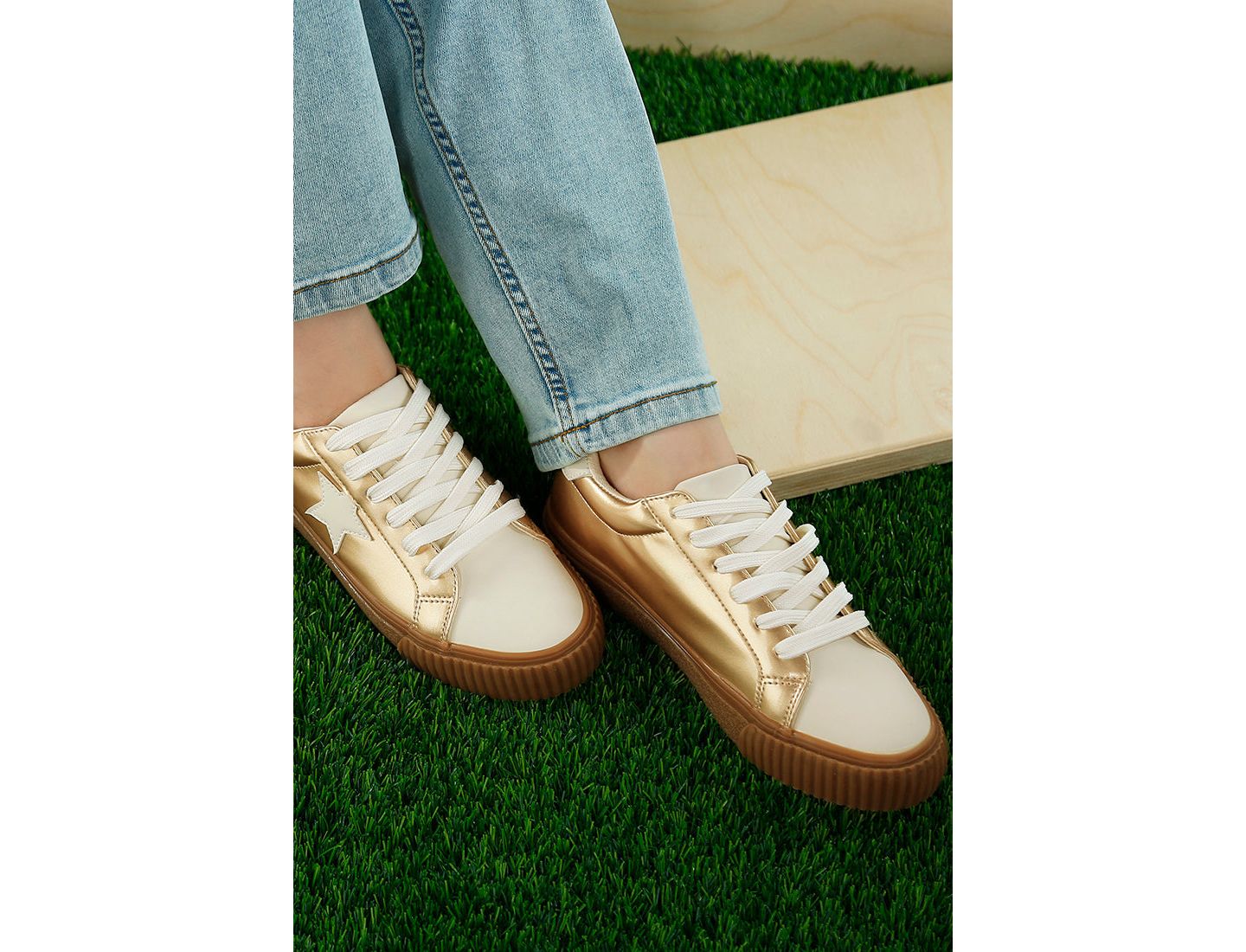 Женские кроссовки London Rag Jumping jacks Metallic Faux Leather Star, цвет: Золотой — фото 4