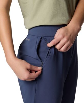 Women's All Seasons Regular-Fit Capri Pants