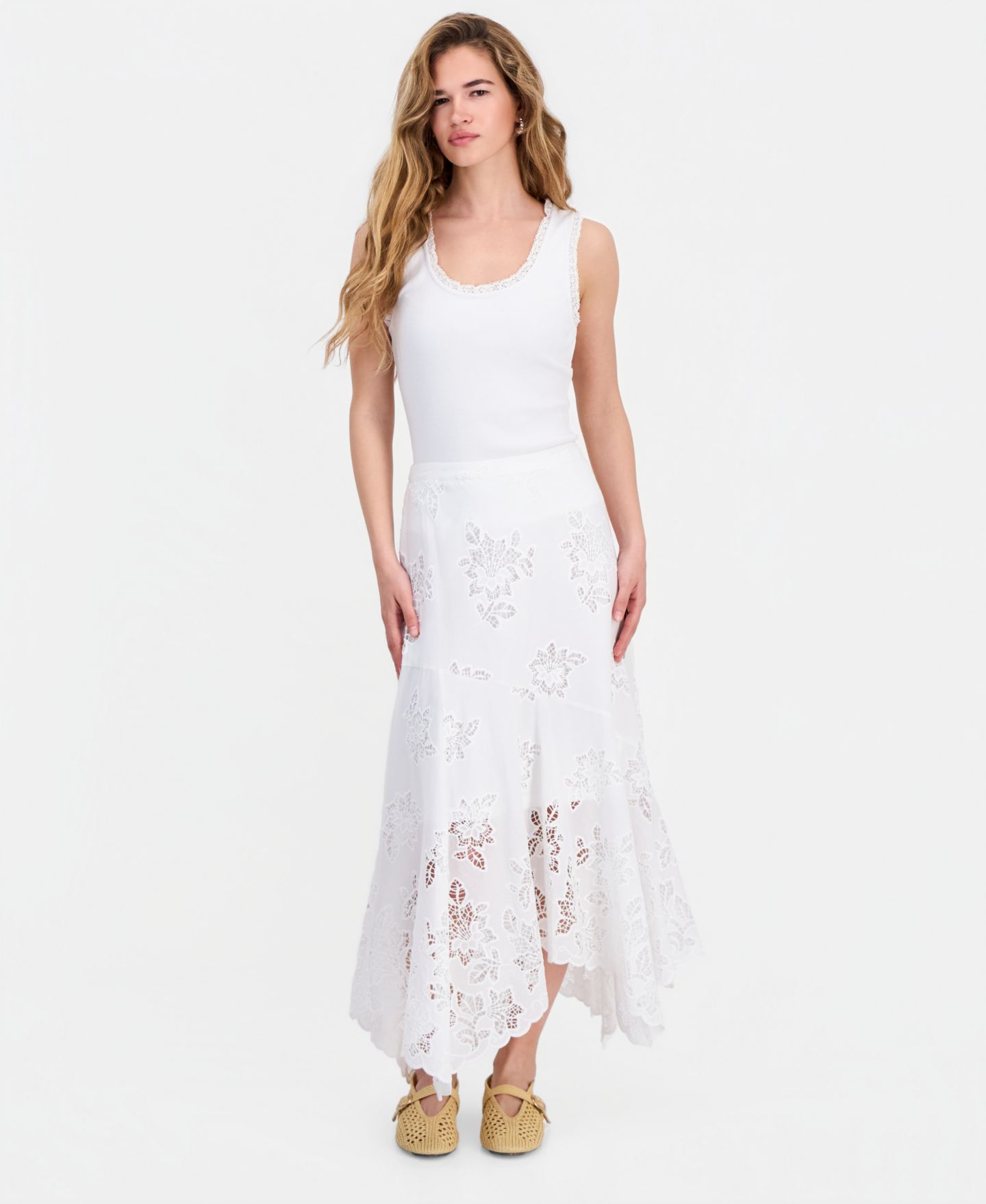 Женская юбка And Now This Petite Asymmetric Floral Cutwork Pull-On, цвет: Белый — фото 1