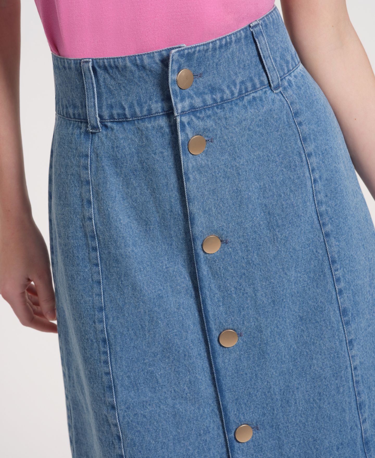 Женская юбка Isaac Mizrahi Button-Front Denim Maxi, цвет: Midwash — фото 3