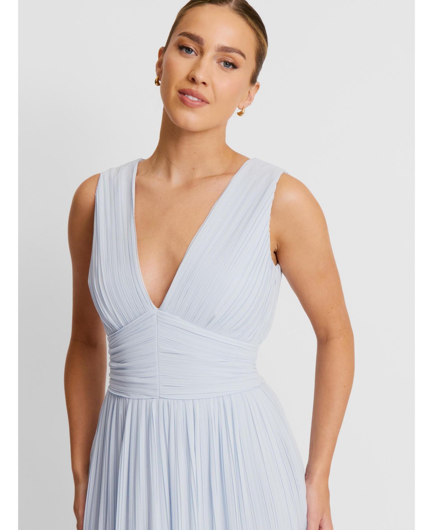 Women's Pleated Plunge Maxi Dress