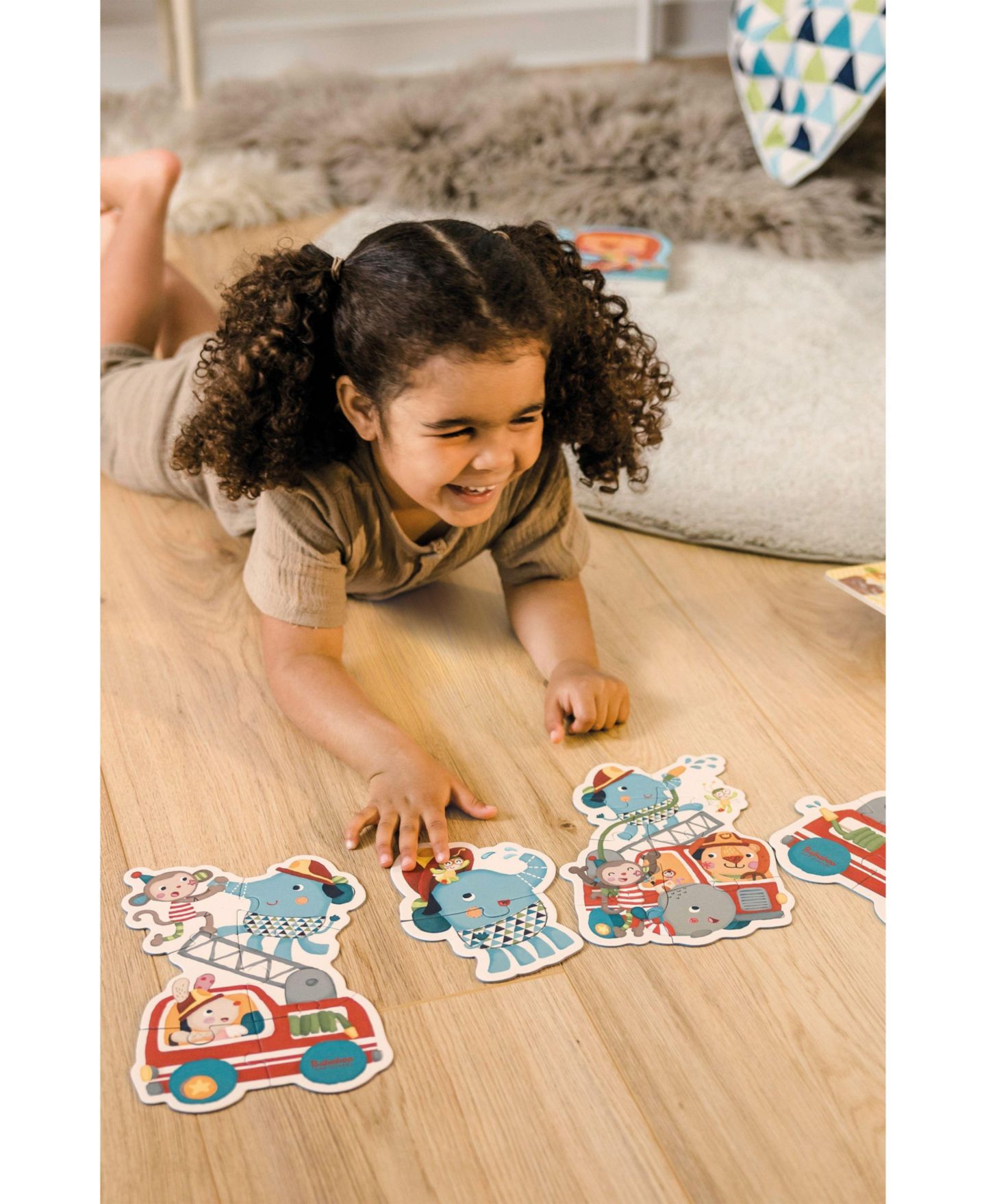 Детский пазл Bababoo and friends Lolo Elephant Fire Fight 20-Piece Figure Puzzle, Ages 2+, цвет: Open Miscellaneous — фото 3