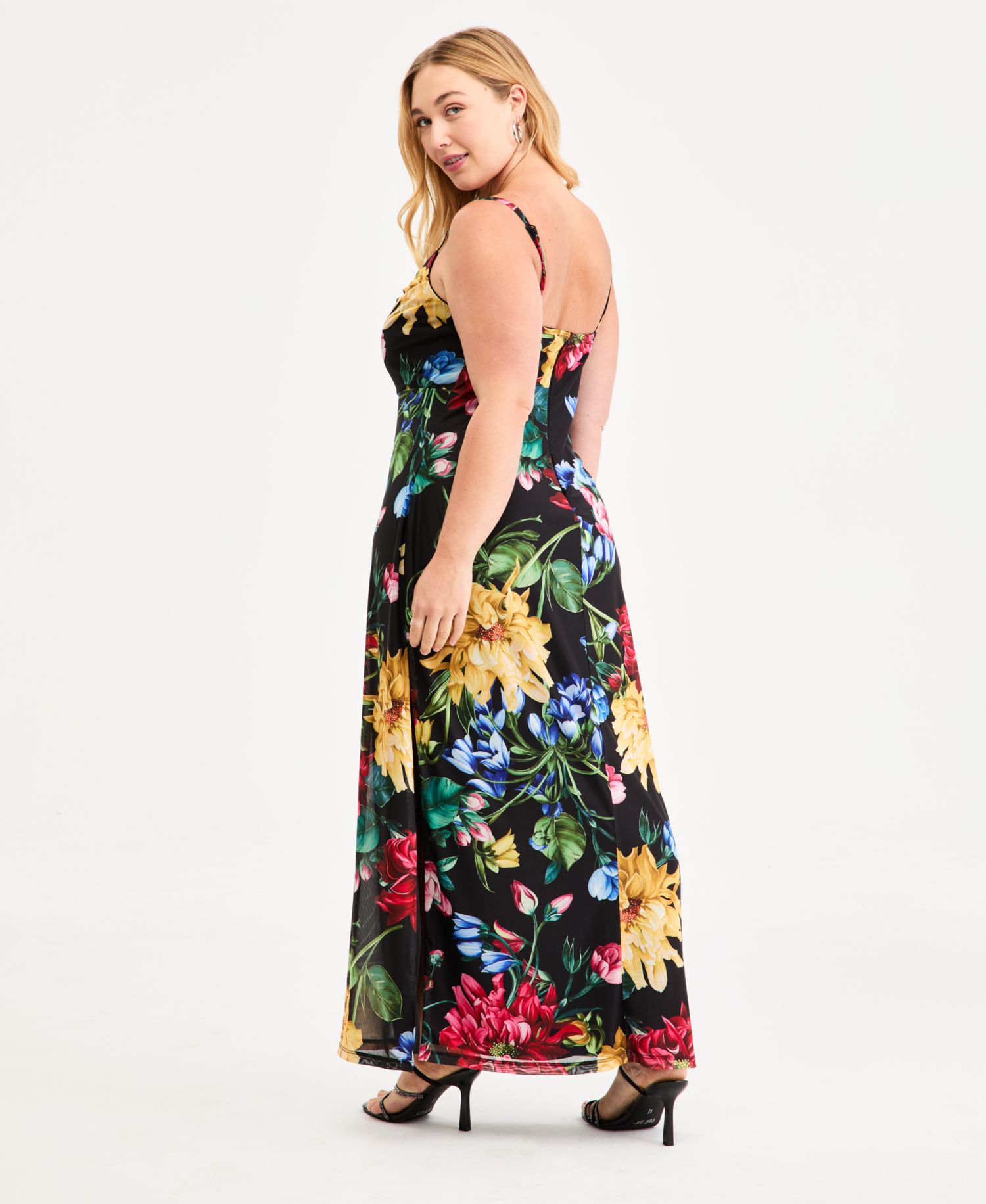 Trendy Plus Size Floral Print Cowlneck Maxi Dress