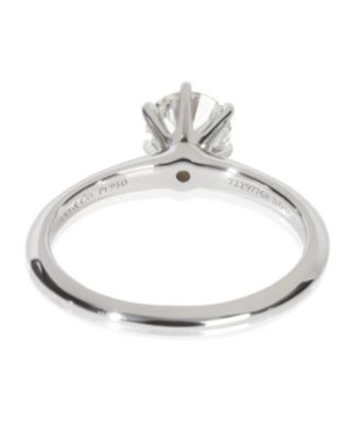 0.91 ct Round Brilliant Diamond Engagement Ring