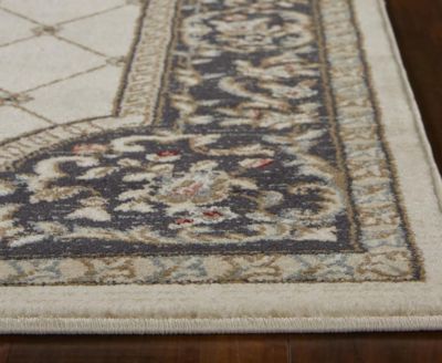 Avalon Courtyard 2' x 7'7" Runner Area Rug