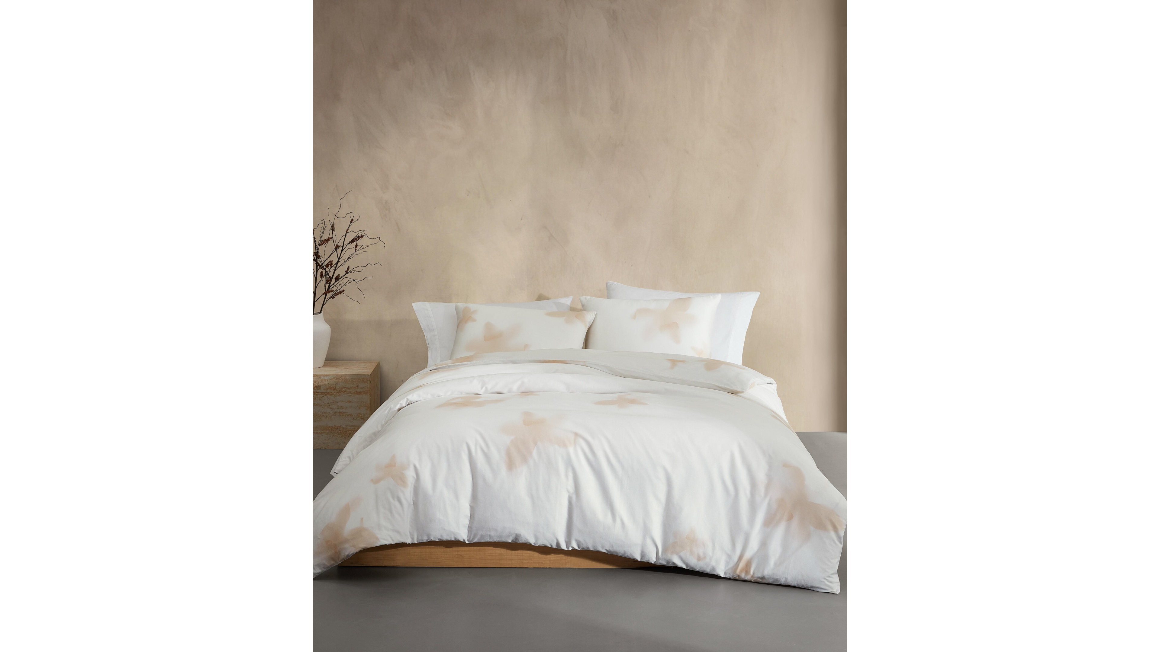 Calvin Klein Liquid Floral 3-Pc. Duvet Cover Set, King