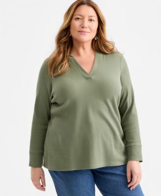 Plus Size Long-Sleeve V-Neck Hoodie