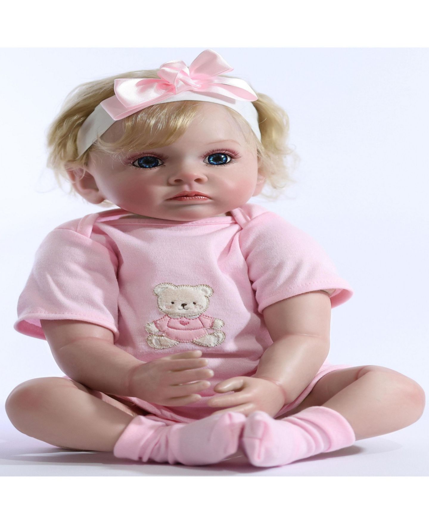 Детская кукла The New York Doll Collection 22" Baby Doll with Lifelike Facial Details, Ages 3+ — фото 1