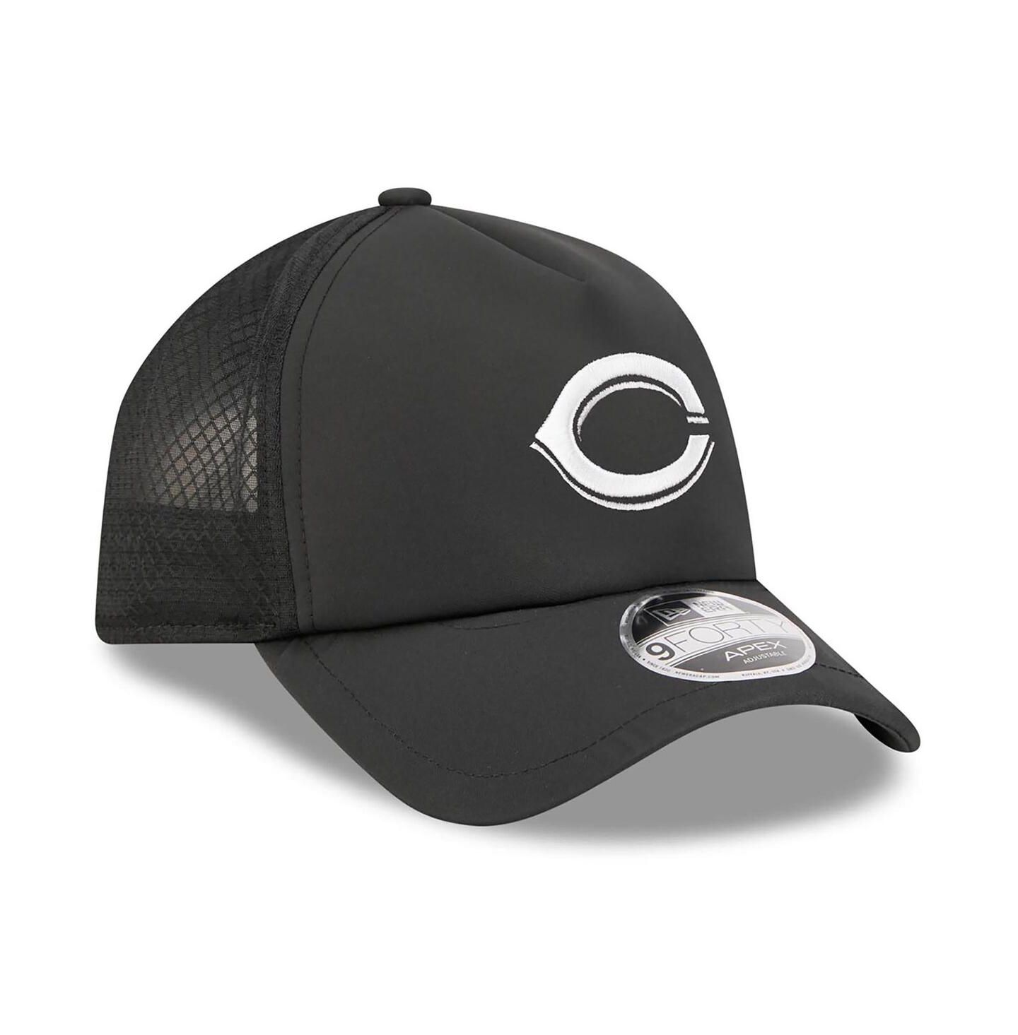 Мужская кепка New Era Black Cincinnati Reds 2026 Batting Practice Apex 9FORTY Adjustable Trucker Hat — фото 3