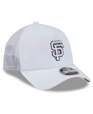 Men's White San Francisco Giants 2026 Batting Practice Apex 9FORTY Adjustable Trucker Hat