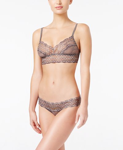 b.tempt'd by Wacoal Lace Kiss Bralette and Bikini