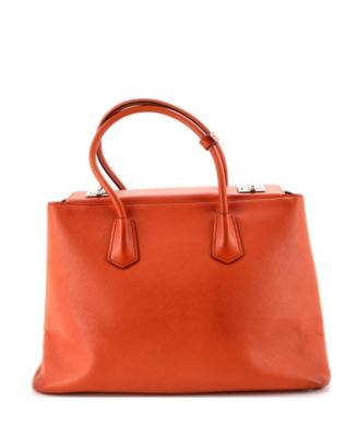 Medium Turnlock Cuir Twin Tote Saffiano Leather