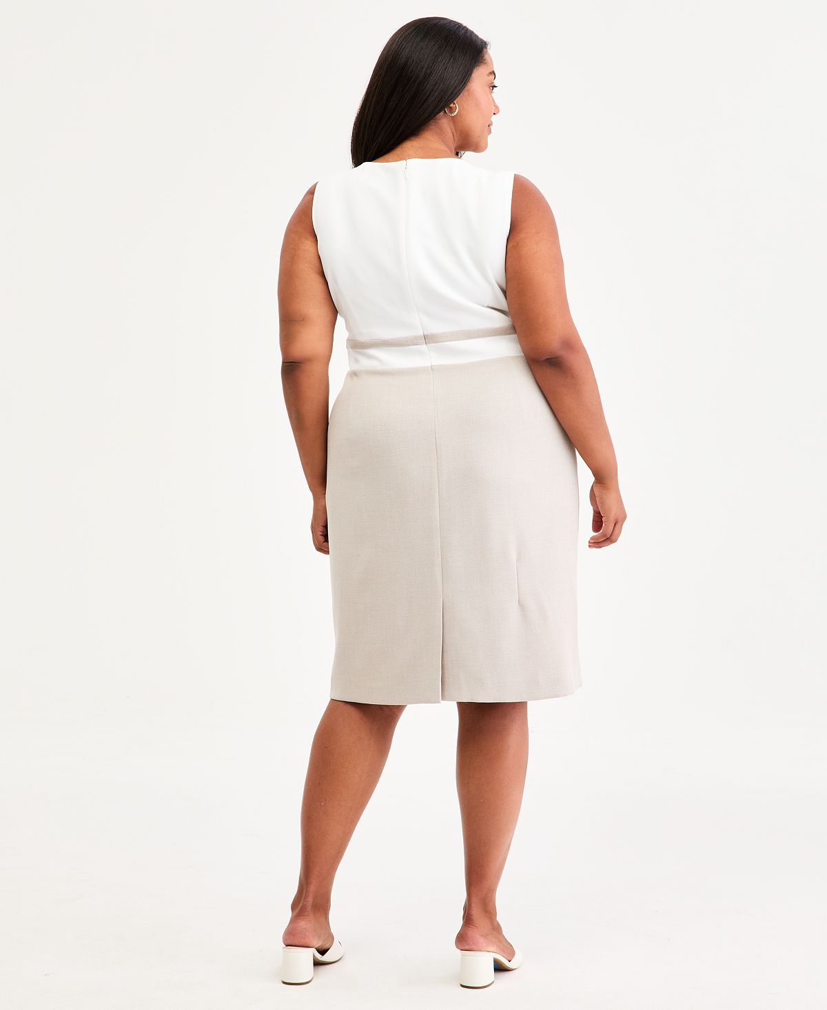 Kasper Plus Size Crewneck Sleeveless Colorblocked Sheath Dress view 4 — MAYCSS fashion products