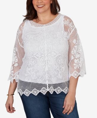 Plus Size Scalloped Medallion Crochet Lined Lace Top