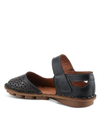 Canoya Women s Leather Sandal with Adjustable Fit