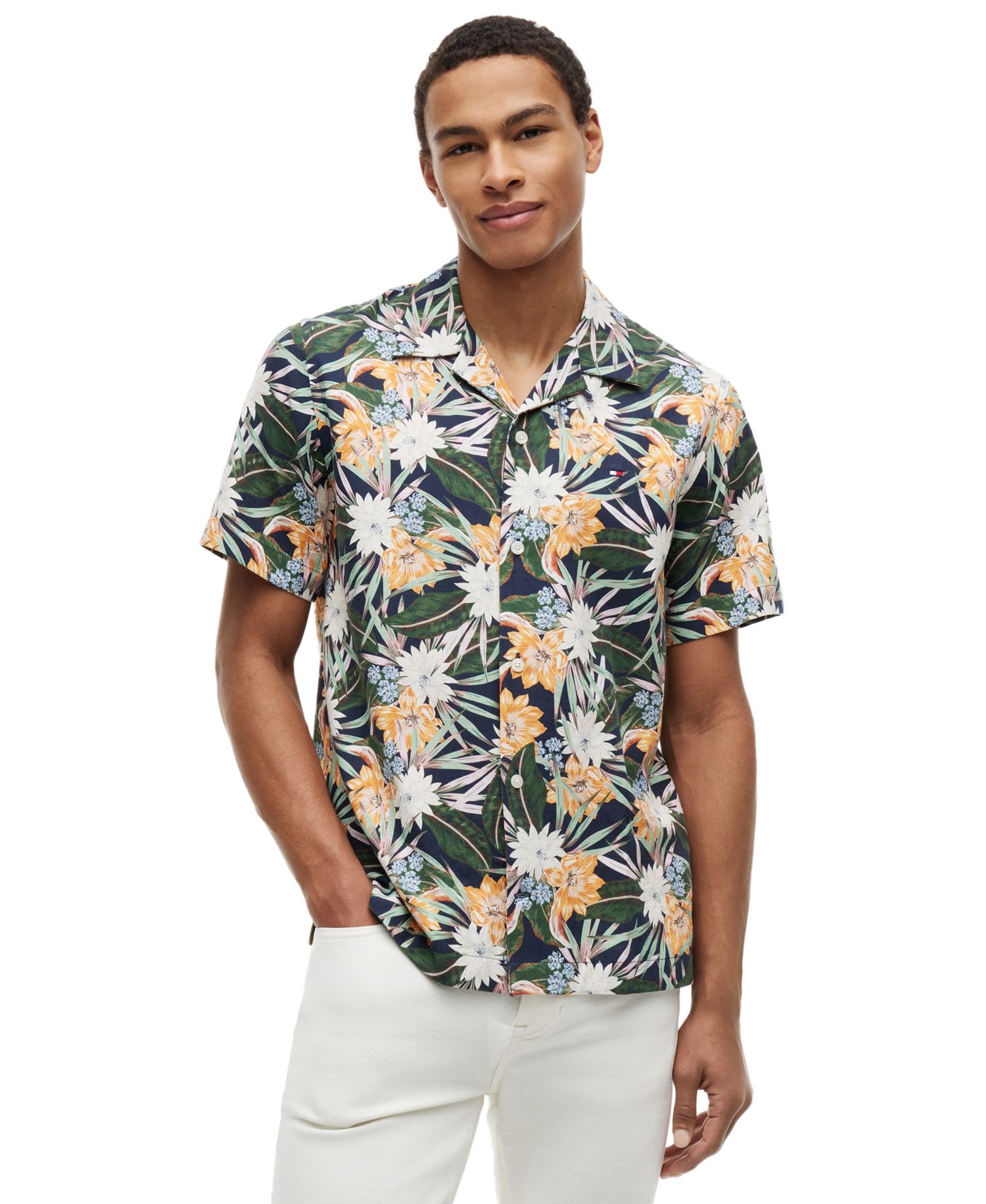 Men's Camp Collar Floral Short-Sleeve Shirt