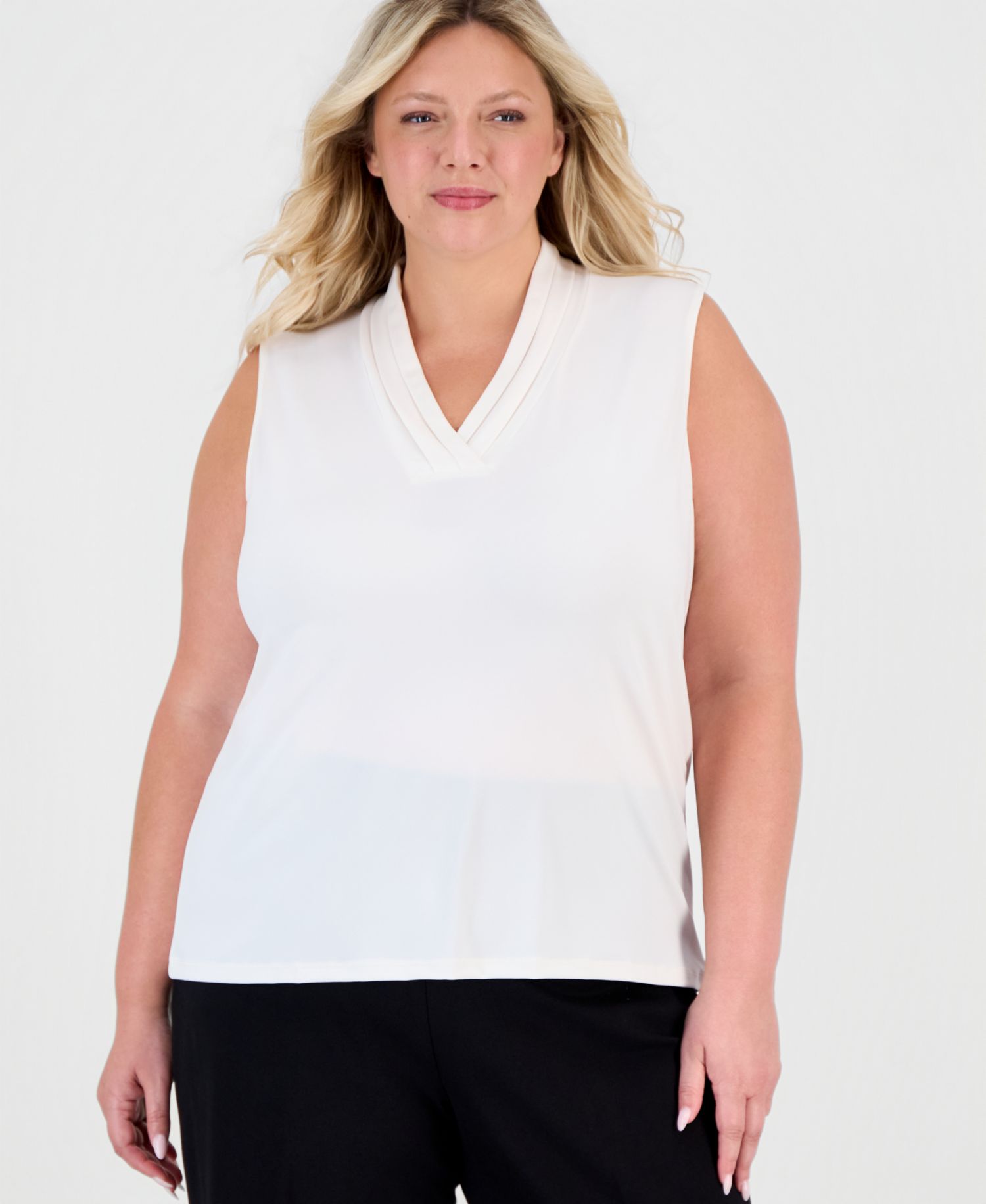 Plus Size Sleeveless Pleated V-Neck Top