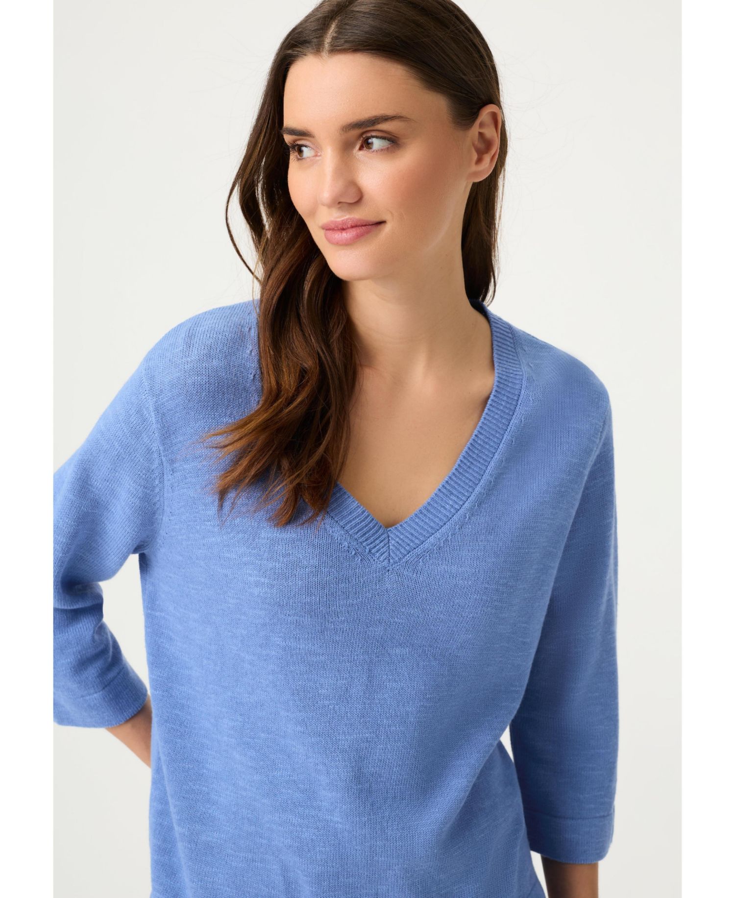 Women's Solid V-Neck Sweater