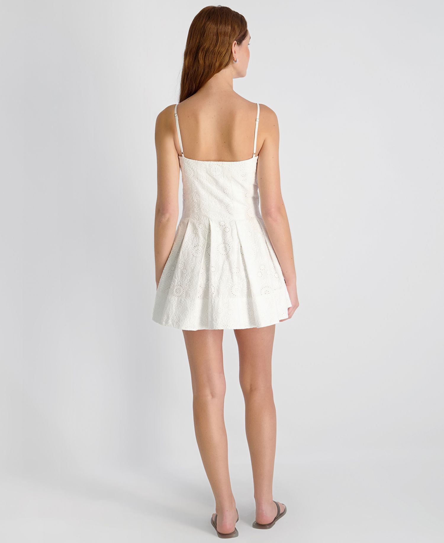 Women's Sleeveless Sweetheart Dress