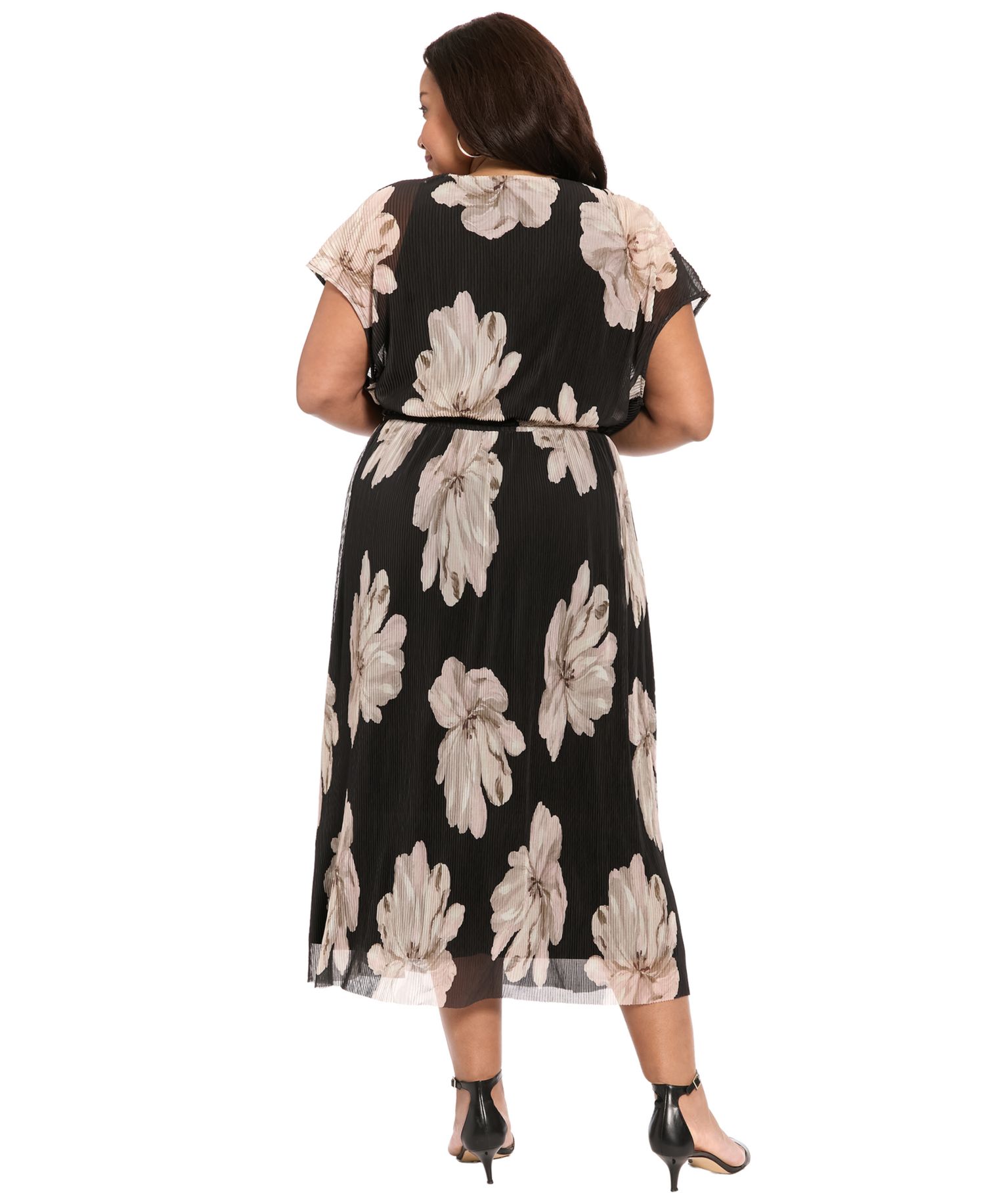 Plus Size Short-Sleeve V-Neck Pleated Maxi Dress