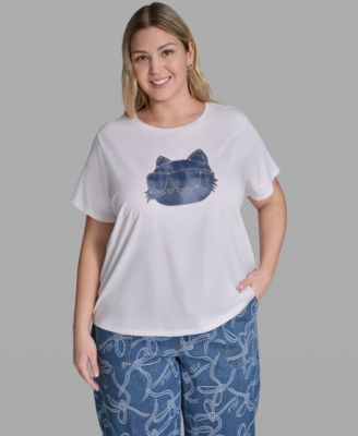 Plus Size Pull-On Graphic T-Shirt