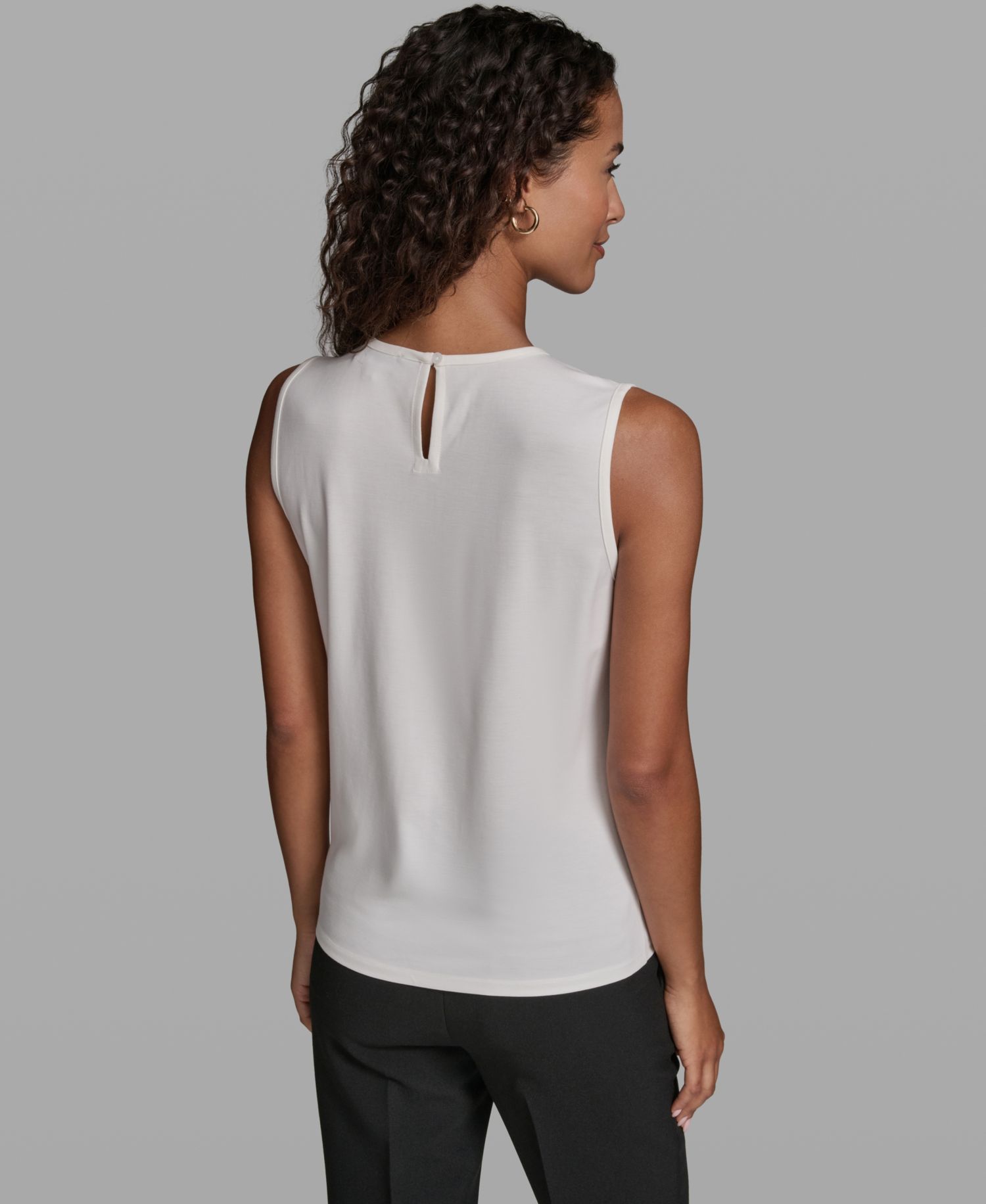 Women's Floral Detail Sleeveless Blouse