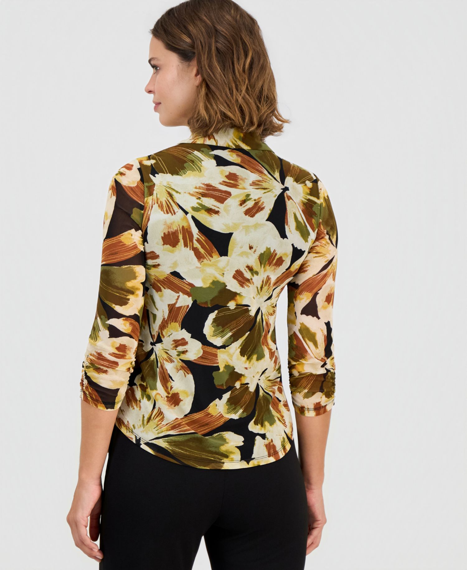 Petite Shirred Bust Collared Blouse