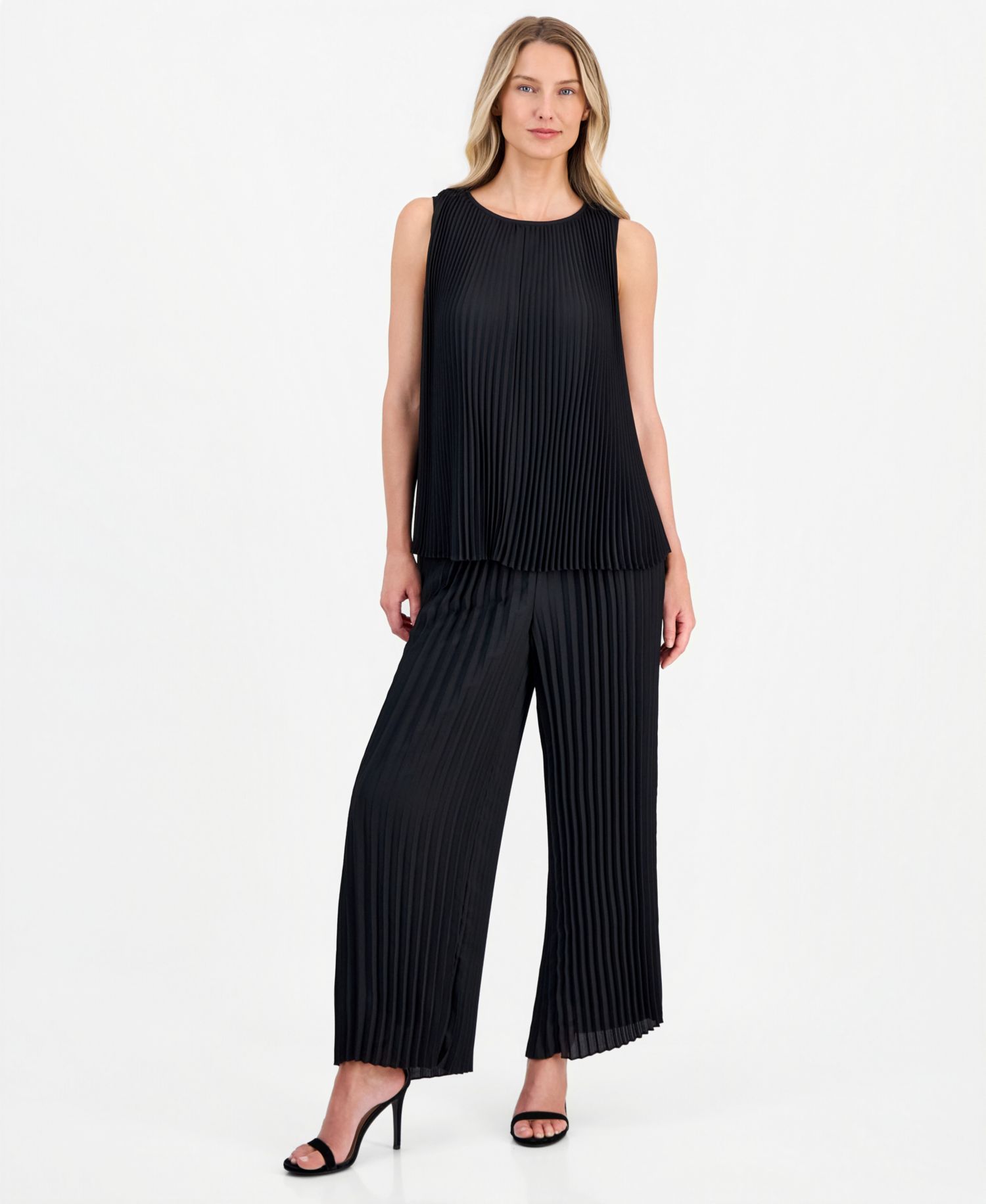 Women's Pleated Sleeveless Top