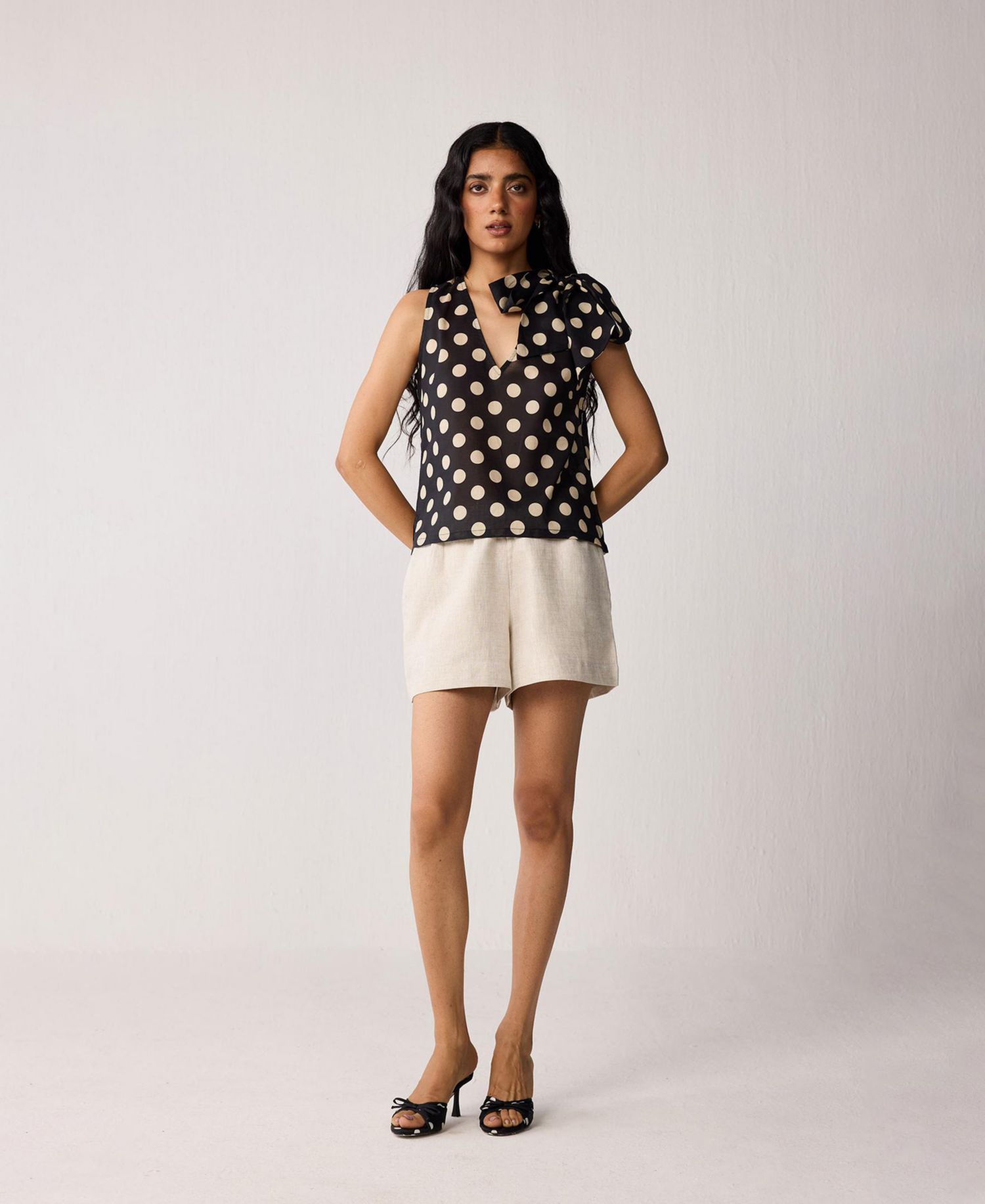 Women's Regular V-Neck Polka Dot Top with Bow Detail