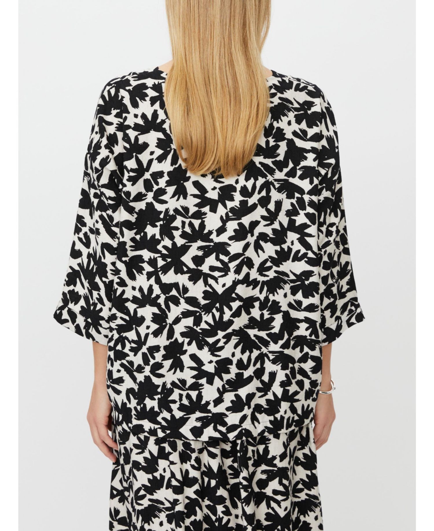 Women's MaBecca Boat Neck Top