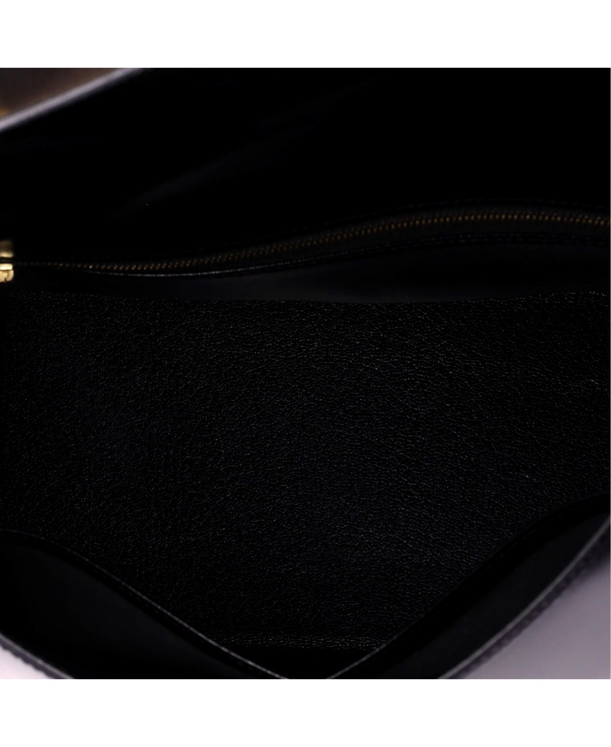 Pre-Owned HERMES Kelly 32 Handbag Black Box Calf with Gold Hardware