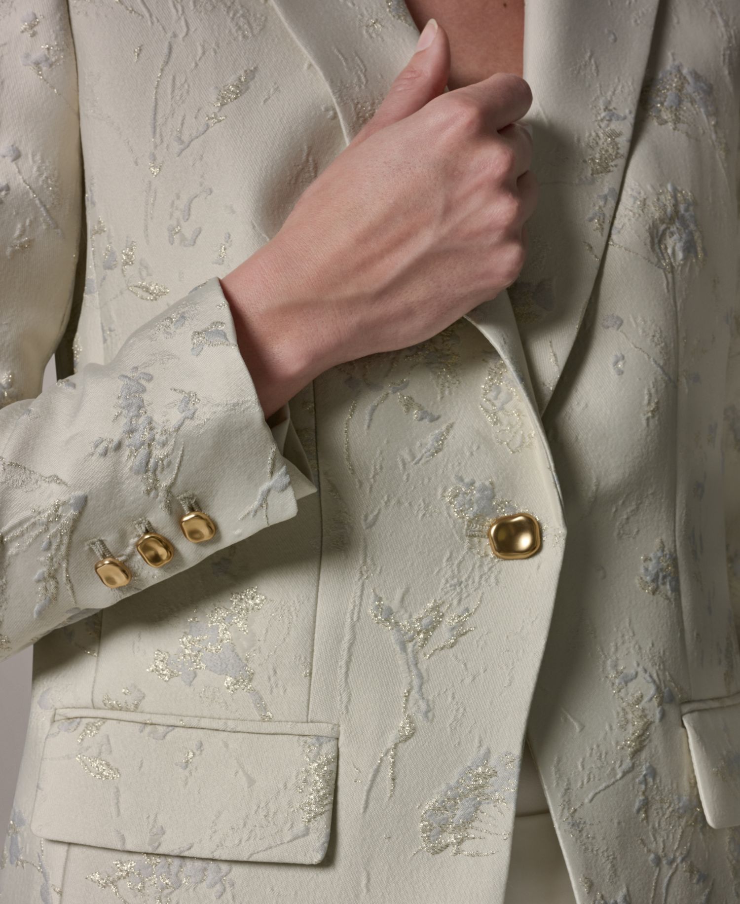 Women's Peak Lapel Blazer