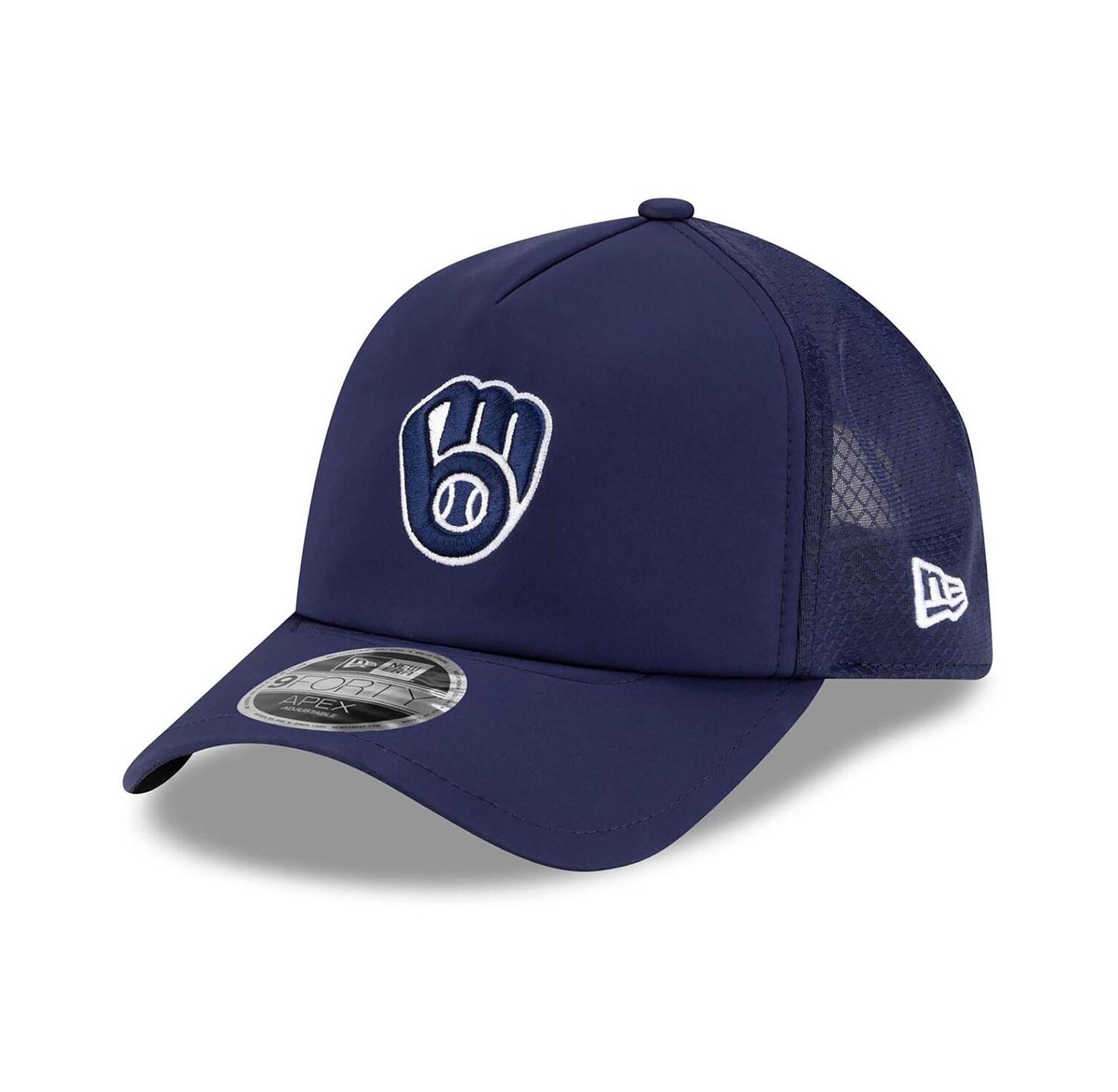 Men's Navy Milwaukee Brewers 2026 Batting Practice Apex 9FORTY Adjustable Trucker Hat
