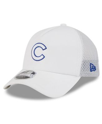 Men's White Chicago Cubs 2026 Batting Practice Apex 9FORTY Adjustable Trucker Hat