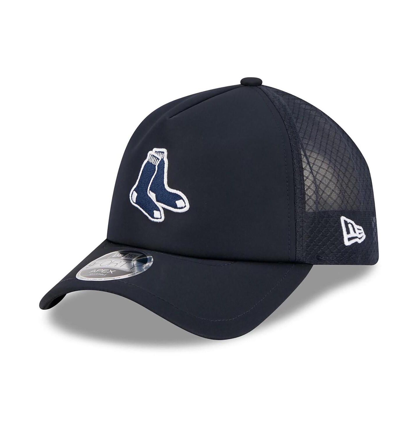 Мужская кепка New Era Navy Boston Red Sox 2026 Batting Practice Alternate Apex 9FORTY Adjustable Hat — фото 1