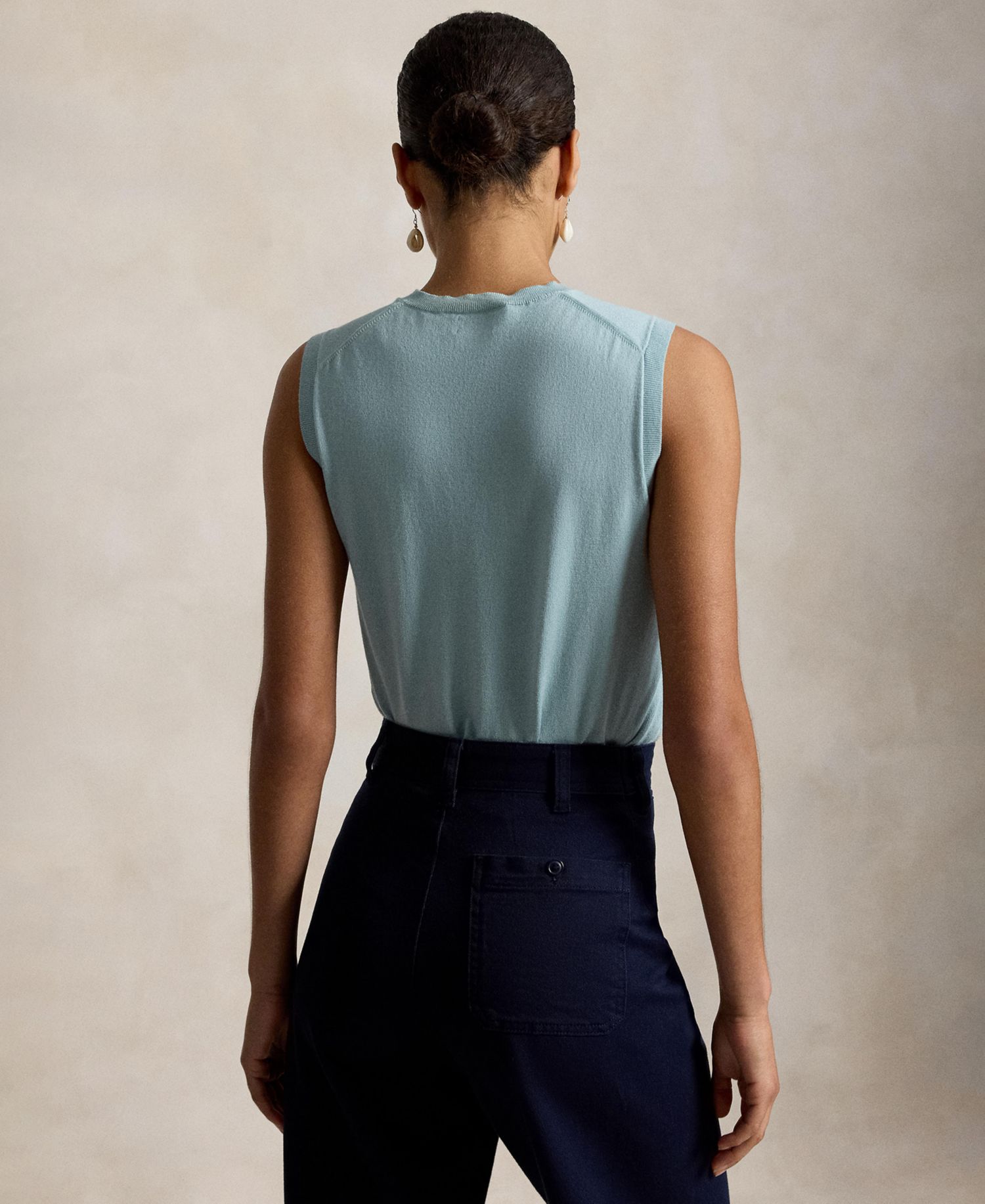 Women's Sleeveless Crewneck Sweater