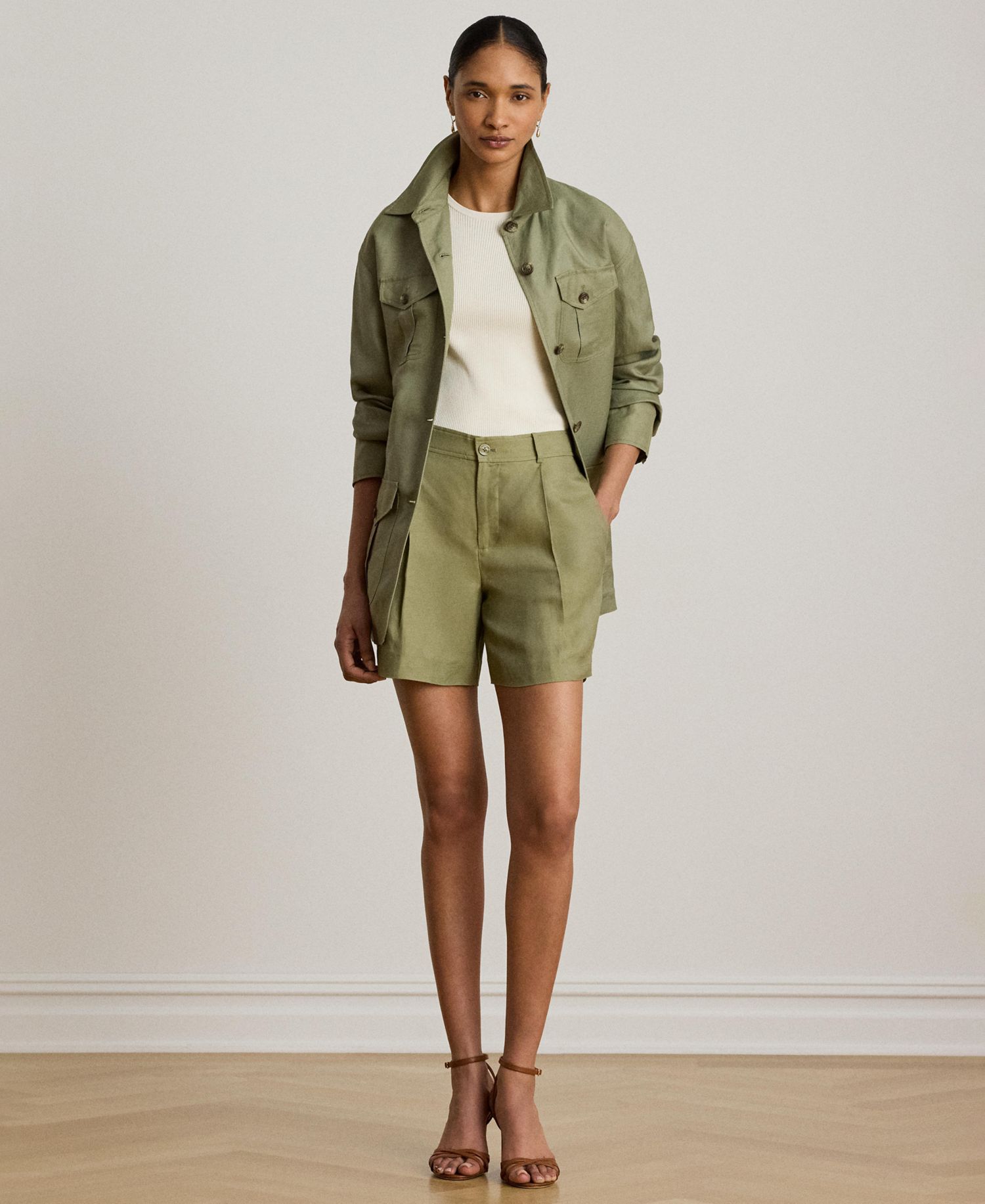 Women's High-Rise Pleated Twill Shorts
