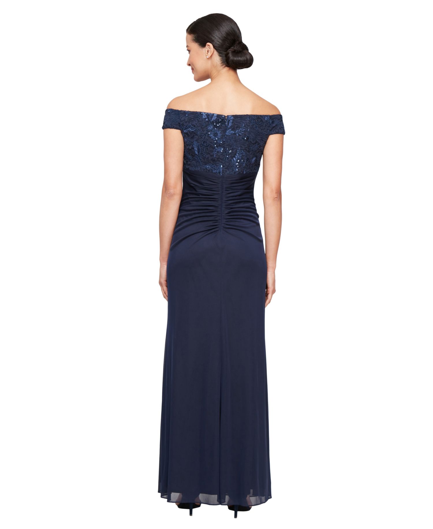 Petite Embroidered Lace Ruched Gown