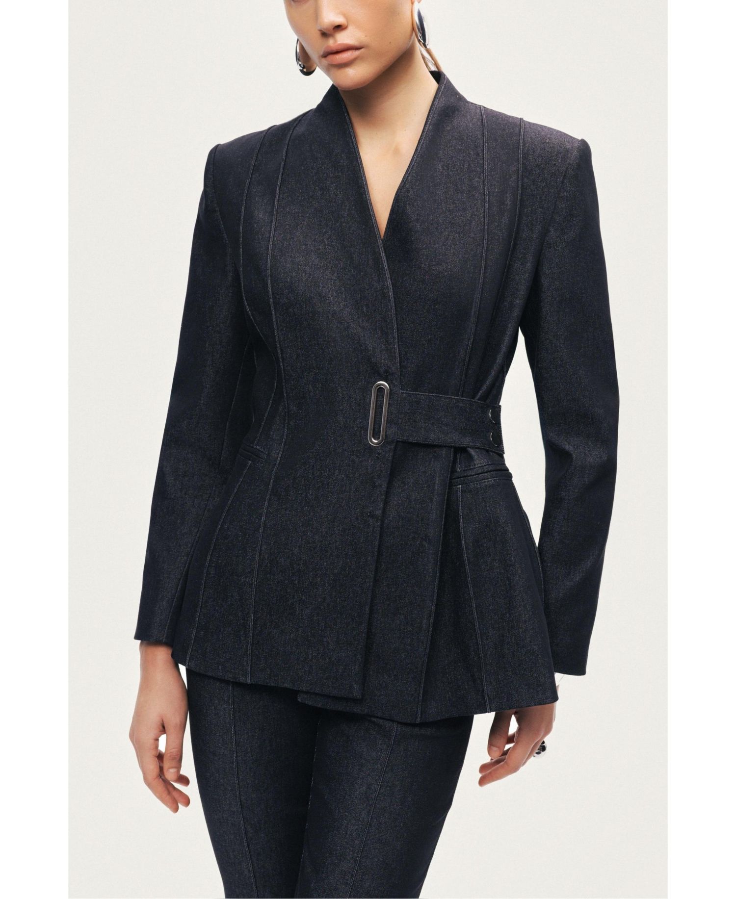Women's Sharply Tailored Belt Detailed Blazer
