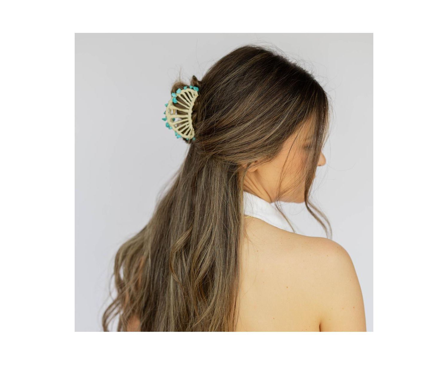 Women's Raffia Seashell Hair Claw Clip - Teal