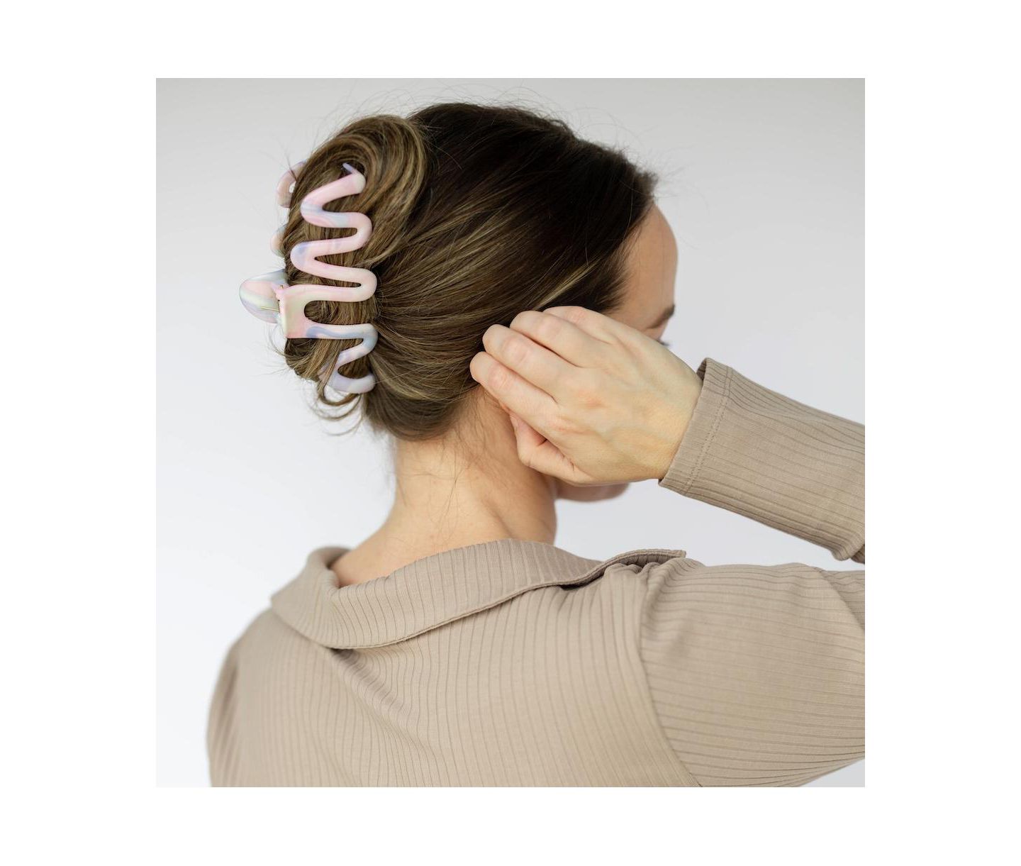 Женская заколка Headbands of Hope Large Wavy Claw Clip — фото 5