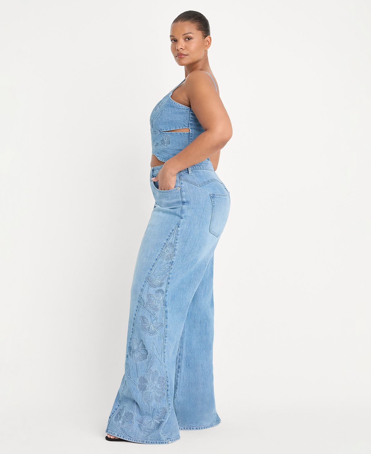 Good American Women's Dolly Joleans High-Rise Wide-Leg Embroidered Jeans view 6 — MAYCSS fashion products