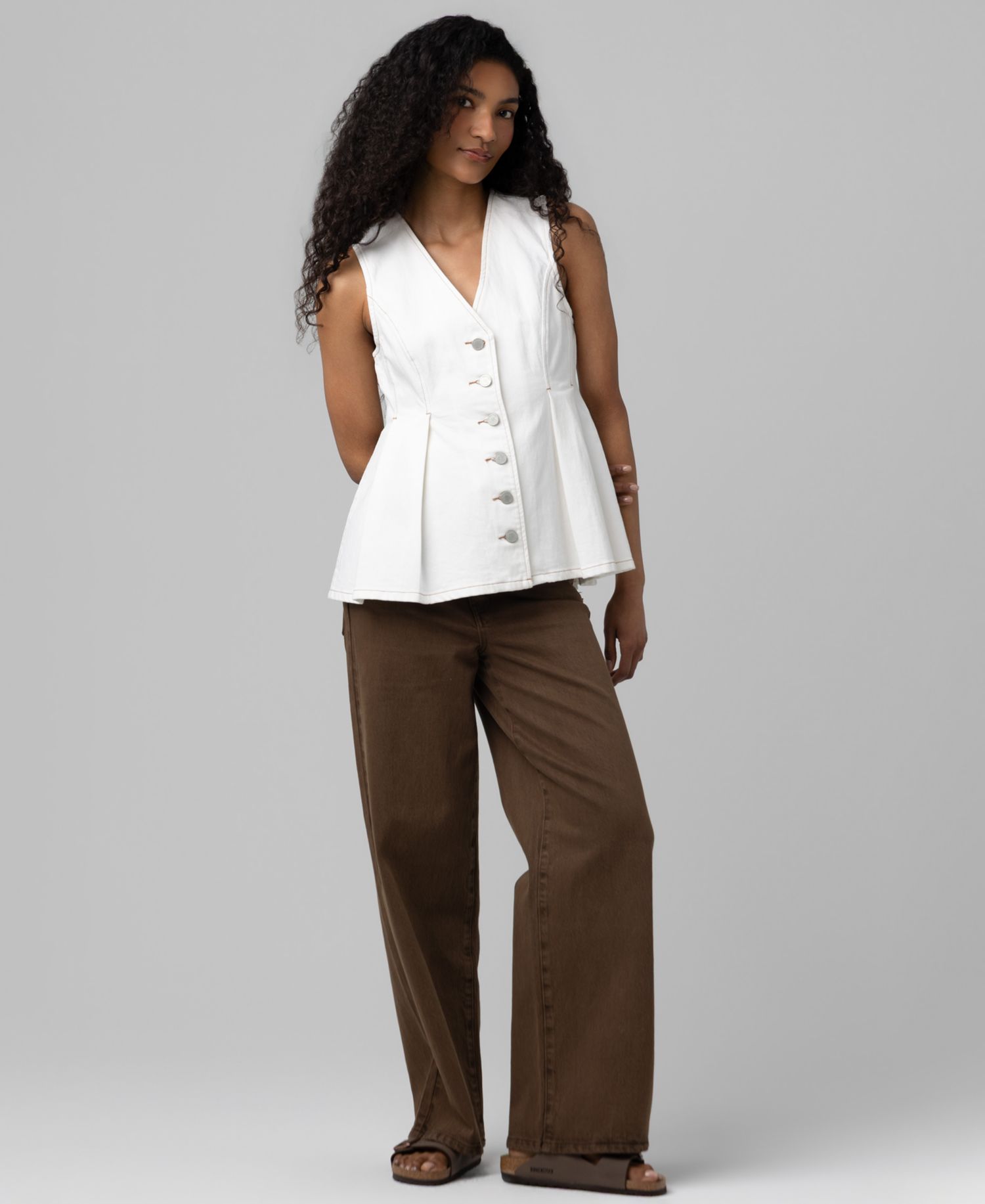 Women's V-Neck Sleeveless Top