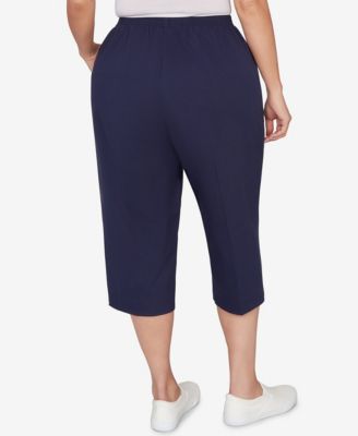 Plus Size Lady Liberty Heat Set Side Seam Pocket Capri Pants